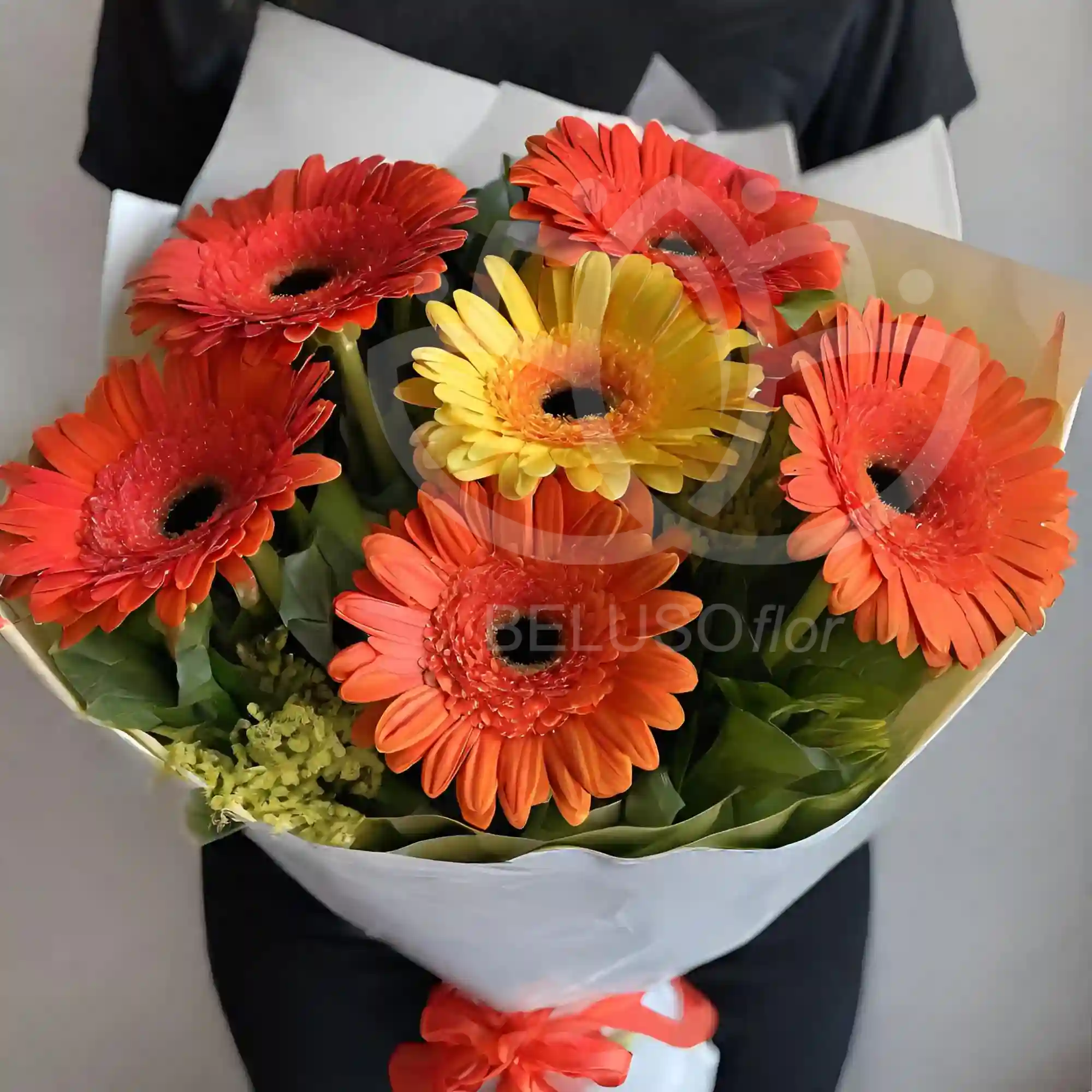 Ramo de 6 gerberas primaveral 4