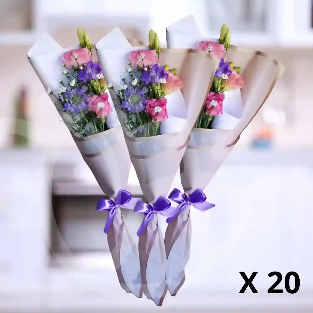 Pack de 20 ramos "Bouquet Dulce Sencillez" y 1 "Ramo de 10 rosas rojas y 3 rosadas" 2